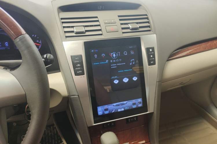 Used Toyota Camry 2013 200G Classic Luxury Edition Audio And AC Panel