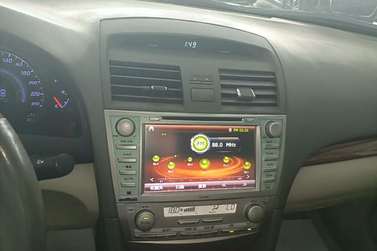 Used Toyota Camry 2013 200G Classic Luxury Edition Audio And AC Panel