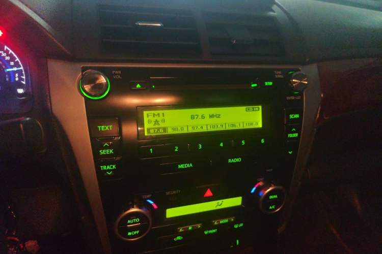 Used Toyota Camry 2013 2.0G Comfort Edition Audio And AC Panel