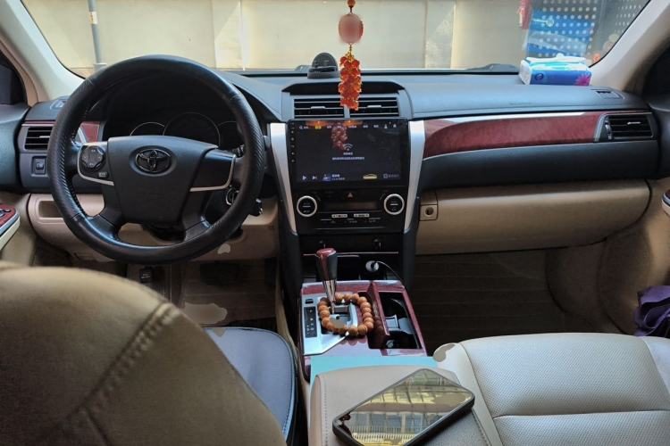 Used Toyota Camry 2013 2.0G Comfort Edition Center Console