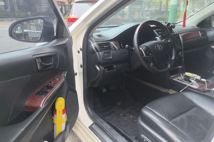 Used Toyota Camry 2013 2.0G Comfort Edition Driver Seat