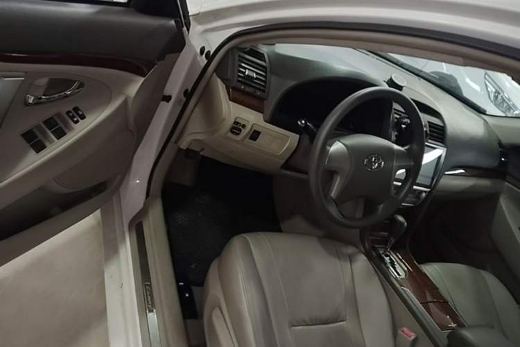 Used Toyota Camry 2013 200E Classic Elite Edition Driver Seat