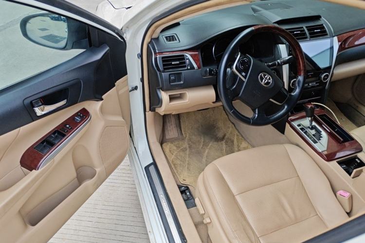 Used Toyota Camry 2013 2.5G Comfort Edition Driver Seat