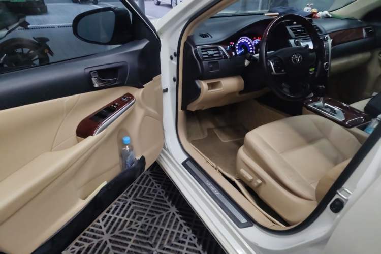 Used Toyota Camry 2013 2.0G Comfort Edition Driver Seat