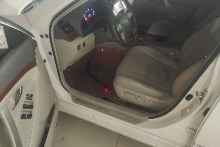 Used Toyota Camry 2013 200G Classic Luxury Edition Driver Seat