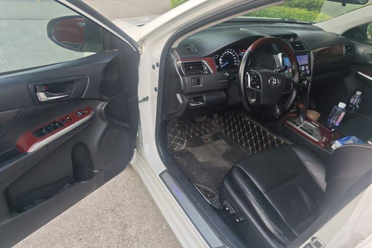 Used Toyota Camry 2013 2.0G Comfort Edition Driver Seat