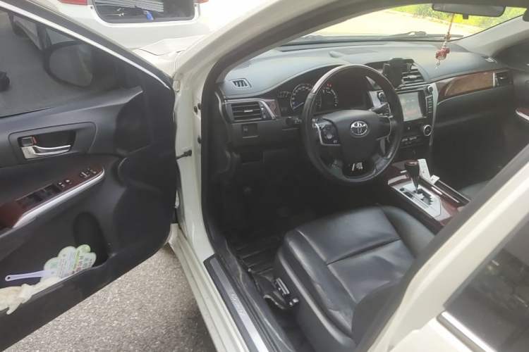 Used Toyota Camry 2013 2.0G Comfort Edition Driver Seat