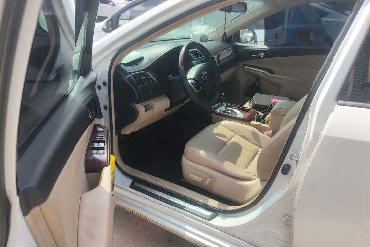 Used Toyota Camry 2013 2.0G Comfort Edition Driver Seat