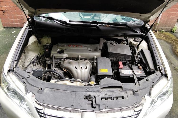 Used Toyota Camry 2013 200G Classic Luxury Edition Engine Bay