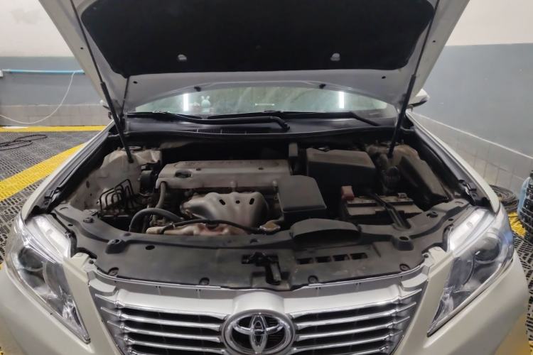 Used Toyota Camry 2013 2.0G Comfort Edition Engine Bay