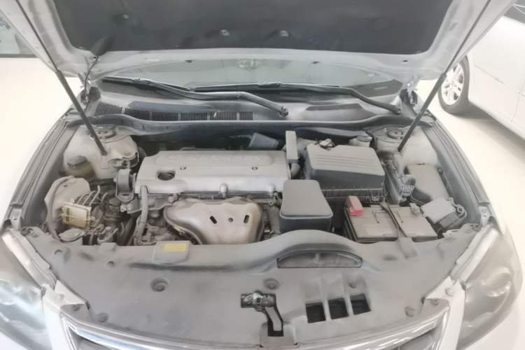 Used Toyota Camry 2013 200G Classic Luxury Edition Engine Bay