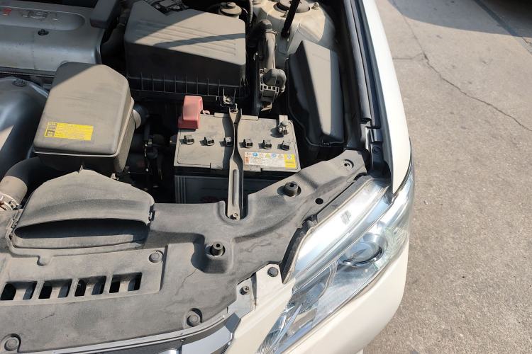 Used Toyota Camry 2013 2.0G Comfort Edition Engine Bay Left
