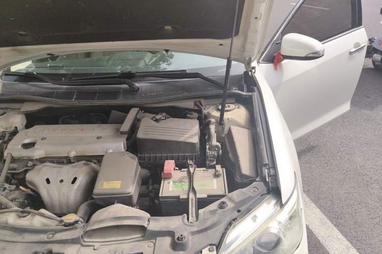 Used Toyota Camry 2013 2.0G Comfort Edition Engine Bay Left