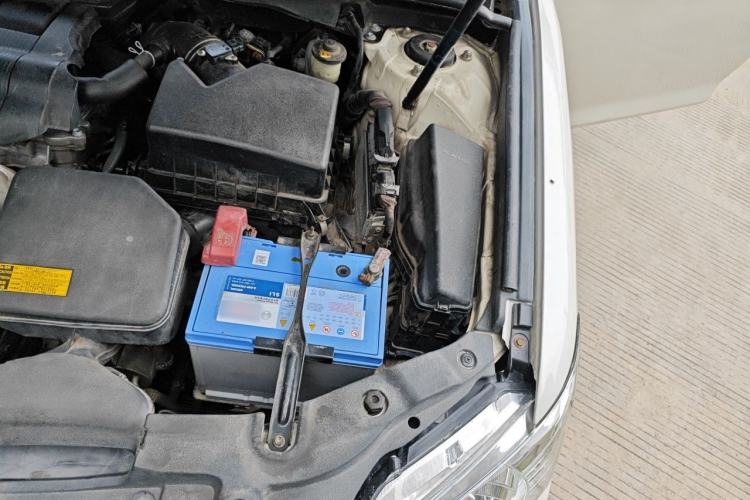 Used Toyota Camry 2013 2.5G Comfort Edition Engine Bay Left