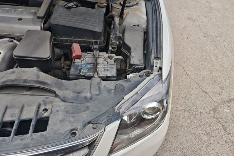 Used Toyota Camry 2013 200E Classic Elite Edition Engine Bay Left