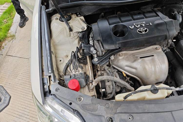 Used Toyota Camry 2013 2.5G Comfort Edition Engine Bay Right