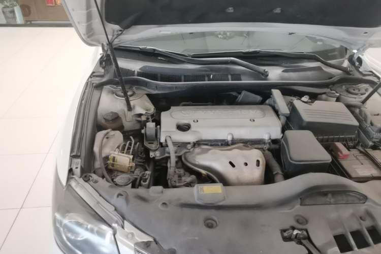 Used Toyota Camry 2013 200G Classic Luxury Edition Engine Bay Right
