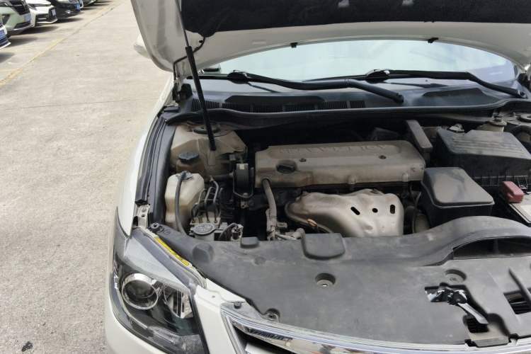 Used Toyota Camry 2013 200G Classic Luxury Edition Engine Bay Right