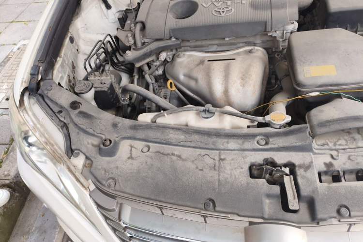 Used Toyota Camry 2013 2.5G Comfort Edition Engine Bay Right