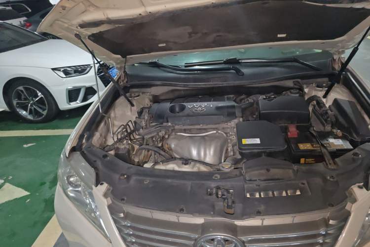 Used Toyota Camry 2013 2.5G Comfort Edition Engine Bay Right