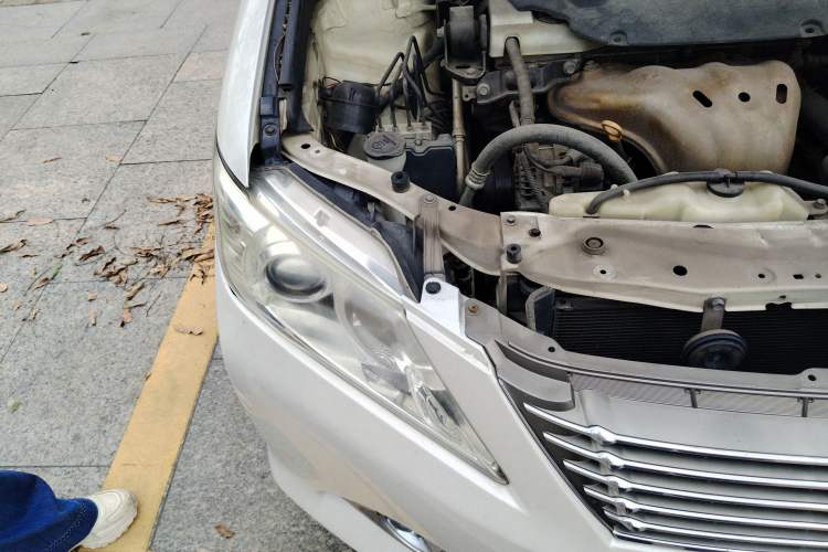 Used Toyota Camry 2013 2.0G Comfort Edition Engine Bay Right