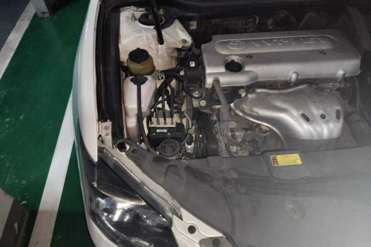 Used Toyota Camry 2013 200G Classic Luxury Edition Engine Bay Right