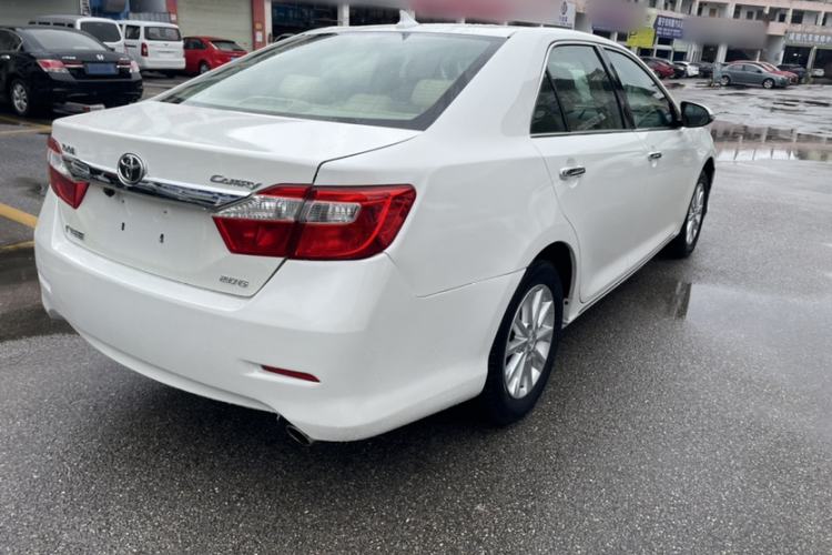 Used Toyota Camry 2013 2.0G Comfort Edition Exterior 5