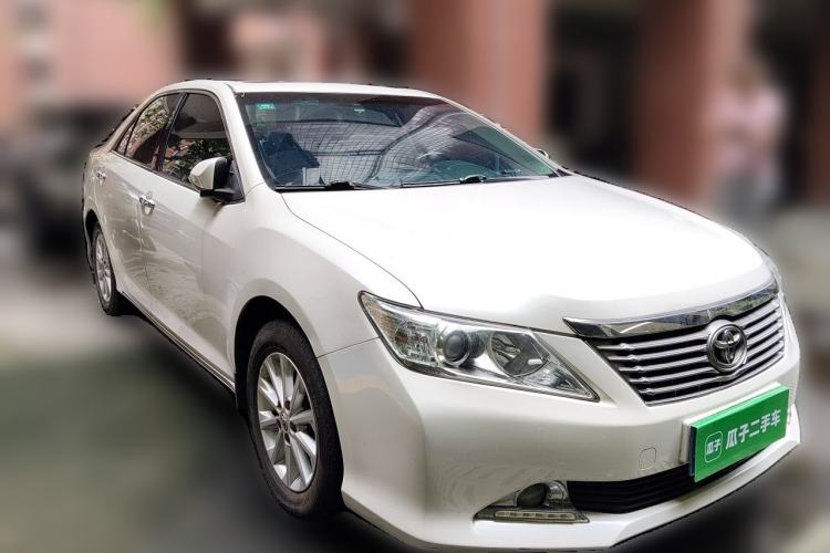 Used Toyota Camry 2013 200G Classic Luxury Edition Front Right 45 Deg