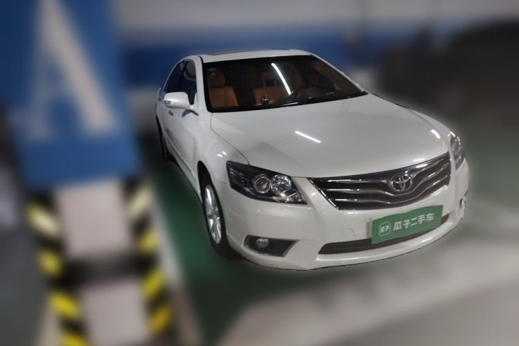 Used Toyota Camry 2013 200G Classic Luxury Edition Front Right 45 Deg