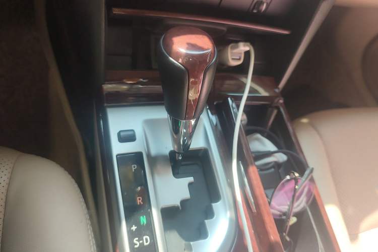 Used Toyota Camry 2013 2.0G Comfort Edition Gear Lever
