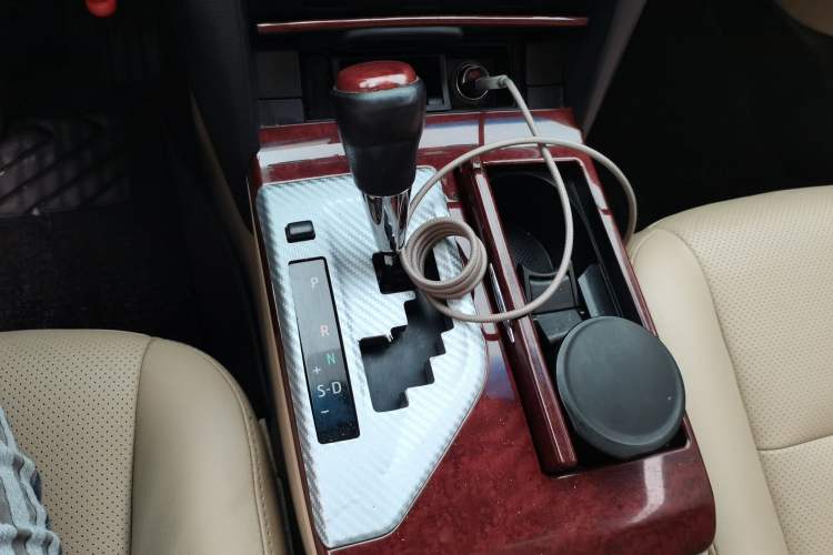 Used Toyota Camry 2013 2.0G Comfort Edition Gear Lever