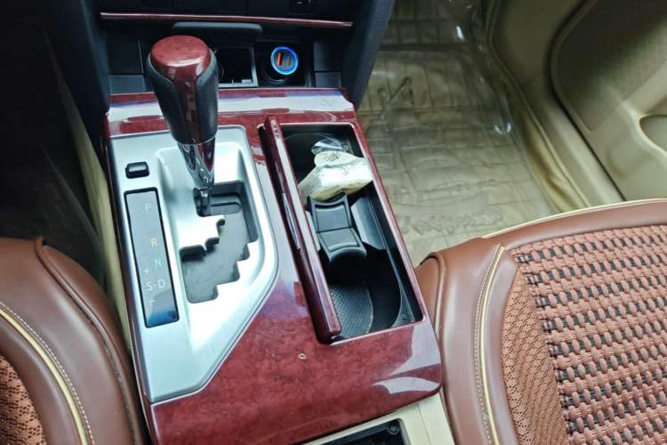 Used Toyota Camry 2013 2.5G Comfort Edition Gear Lever