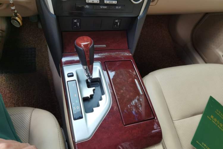 Used Toyota Camry 2013 2.0G Comfort Edition Gear Lever