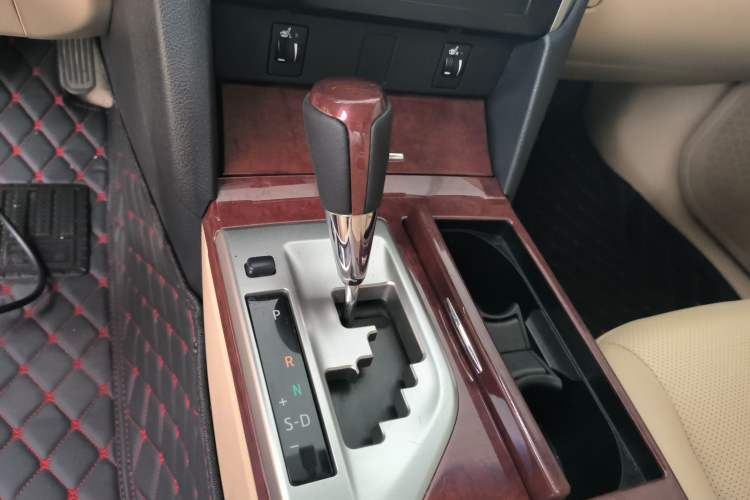 Used Toyota Camry 2013 2.0G Comfort Edition Gear Lever