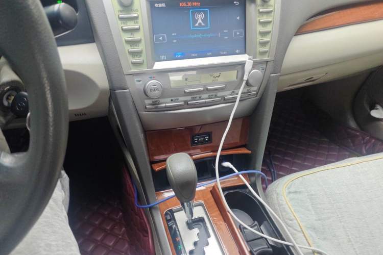 Used Toyota Camry 2013 200E Classic Elite Edition Gear Lever
