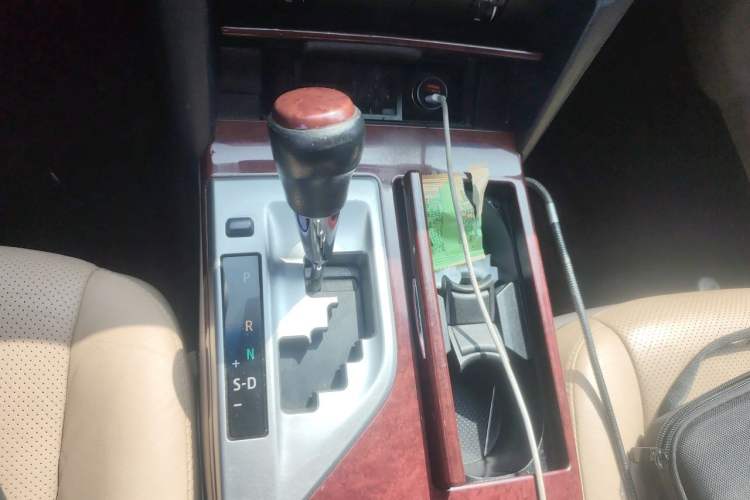 Used Toyota Camry 2013 2.0G Comfort Edition Gear Lever