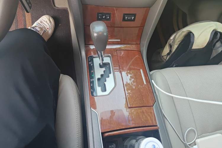 Used Toyota Camry 2013 200G Classic Luxury Edition Gear Lever