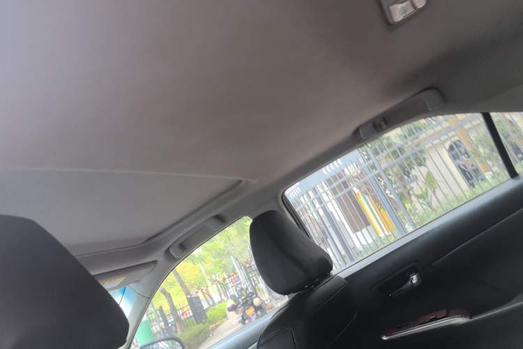 Used Toyota Camry 2013 2.0G Comfort Edition Headliner