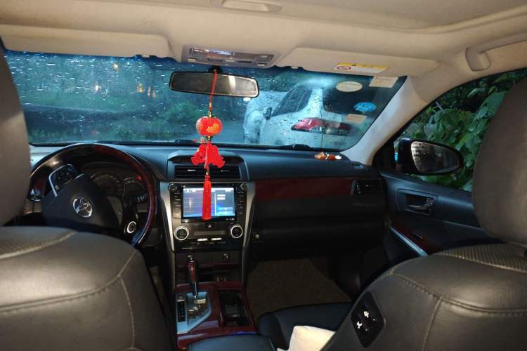 Used Toyota Camry 2013 2.0G Comfort Edition Headliner