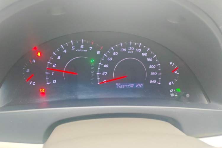 Used Toyota Camry 2013 200E Classic Elite Edition Instrument Cluster