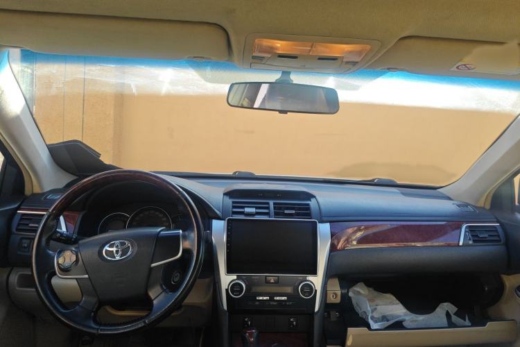 Used Toyota Camry 2013 2.0G Comfort Edition Interior 2