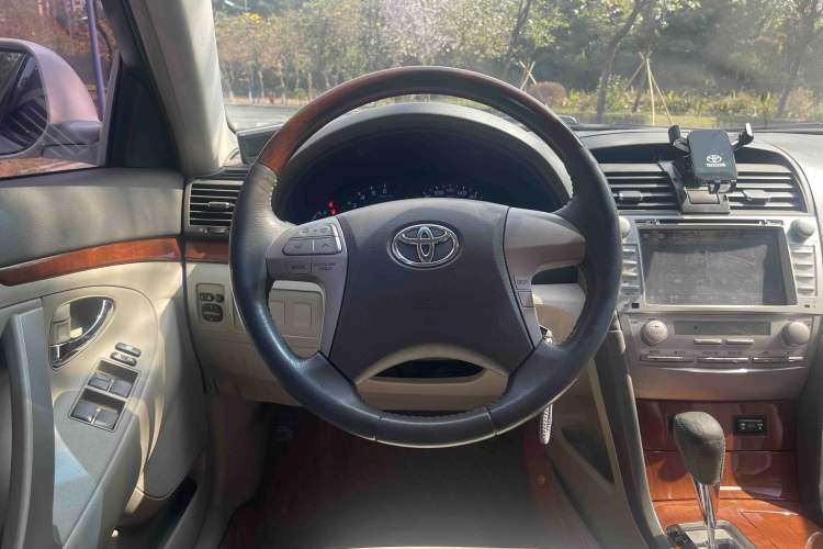 Used Toyota Camry 2013 200G Classic Luxury Edition Interior 3