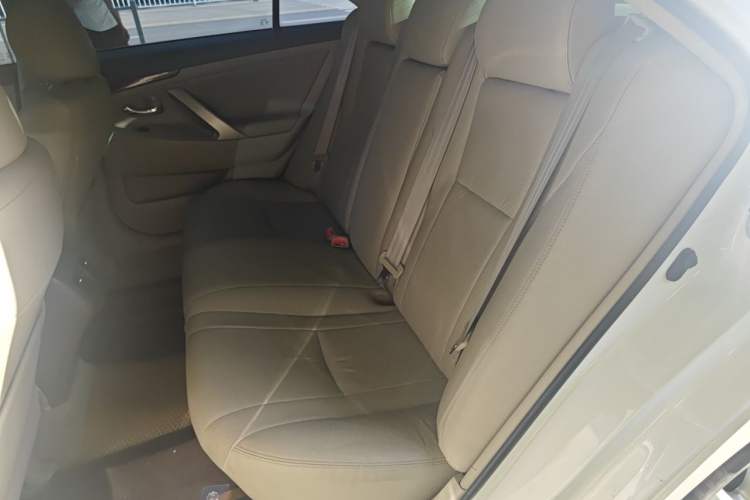 Used Toyota Camry 2013 200G Classic Luxury Edition Interior 4