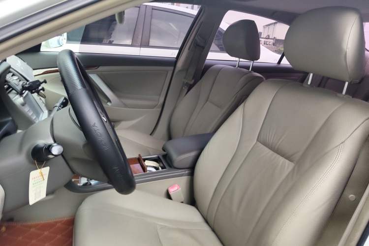 Used Toyota Camry 2013 200G Classic Luxury Edition Left Front Seat
