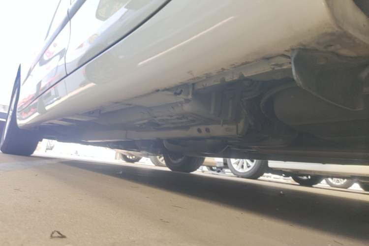 Used Toyota Camry 2013 200G Classic Luxury Edition Left Side Sill