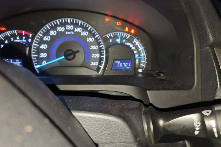 Used Toyota Camry 2013 2.0G Comfort Edition Odometer Close Up