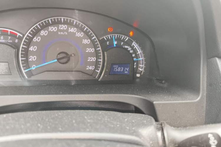 Used Toyota Camry 2013 2.0G Comfort Edition Odometer Close Up