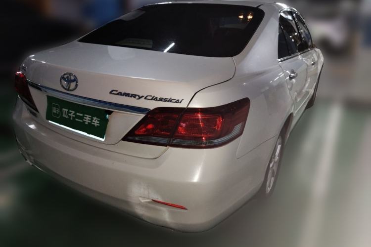 Used Toyota Camry 2013 200G Classic Luxury Edition Rear Right 45 Deg
