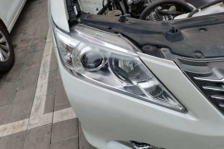 Used Toyota Camry 2013 2.0G Comfort Edition Right Front Headlight