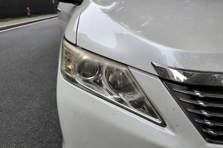 Used Toyota Camry 2013 2.0G Comfort Edition Right Front Headlight